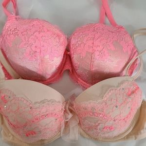 Gorgeous Victoria Secret Lace Detailed Bra Lot